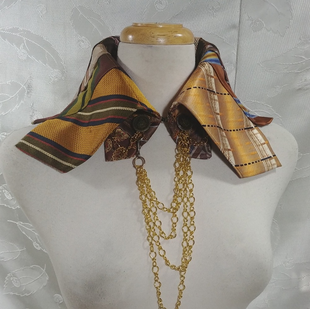 XANADU DESIGNS FUNKY MAJESTIC COLLAR